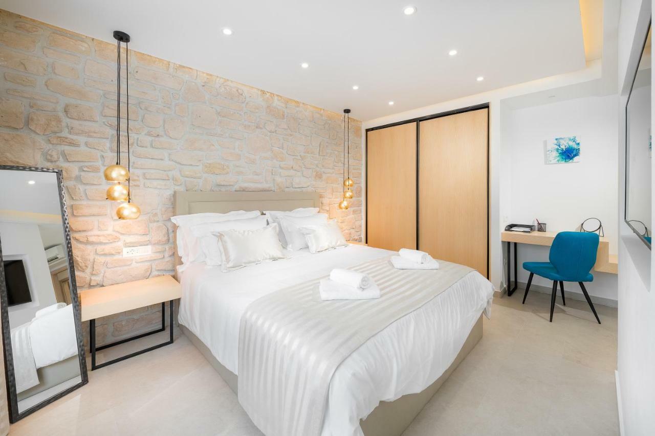 Lyra Apartman