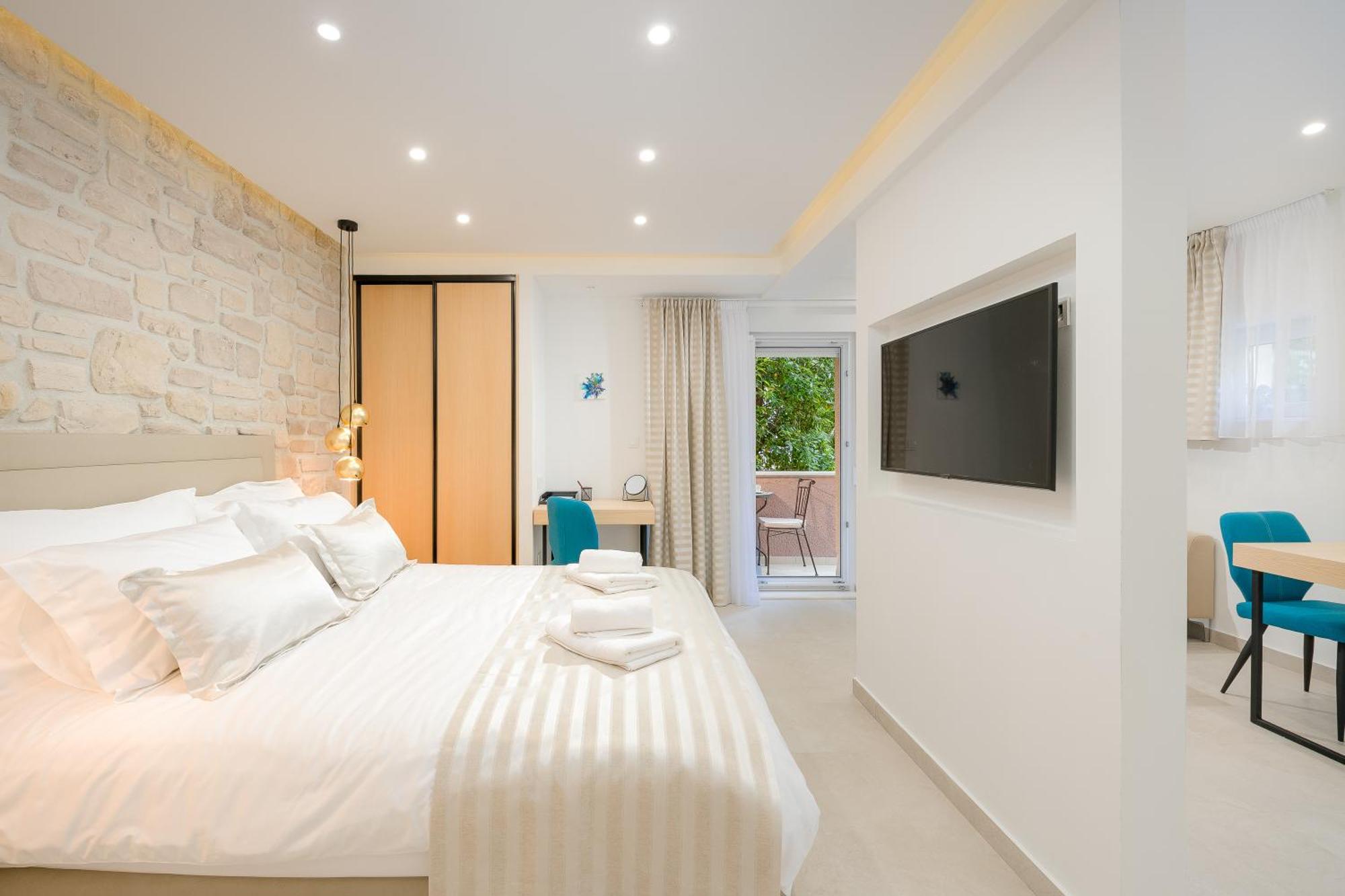 Lyra Apartman